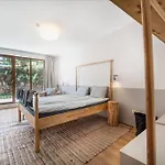 Host2u New 2 Bd, Fireplace, Free Parking Bansko