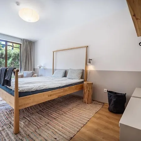 Host2u New 2 Bd, Fireplace, Free Parking *