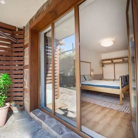 Apartamento Host2u New 2 Bd, Fireplace, Free Parking *