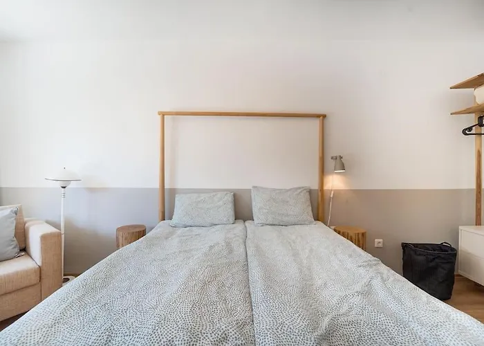 Apartment Host2u New 2 Bd, Fireplace, Free Parking Bansko